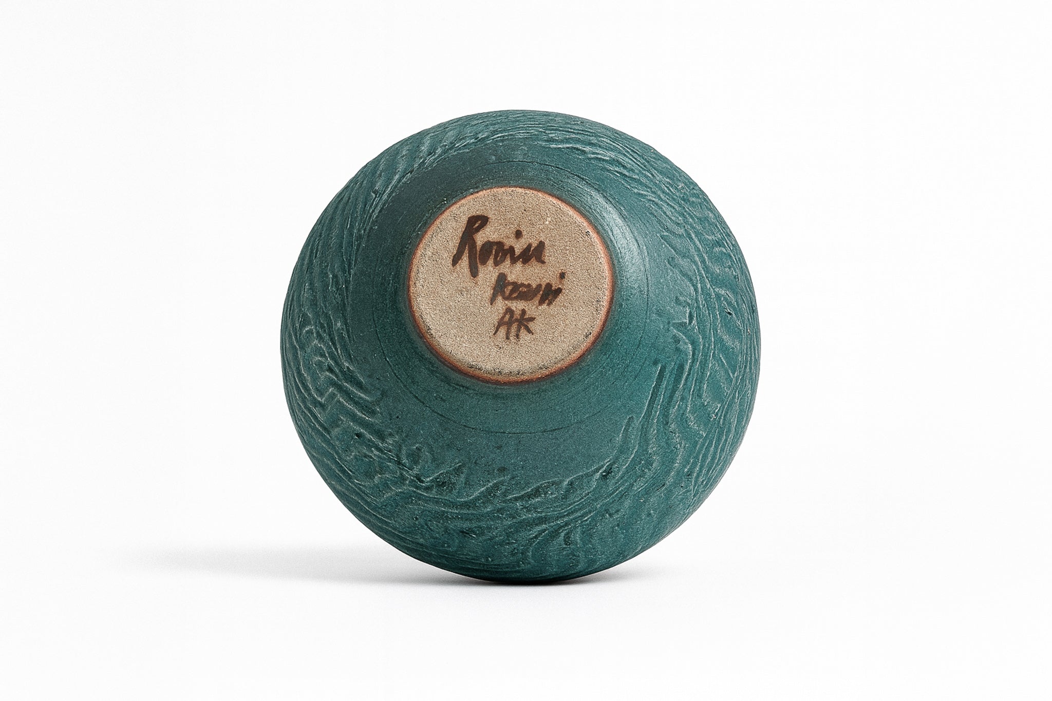 Eralin Sculptural Vessel