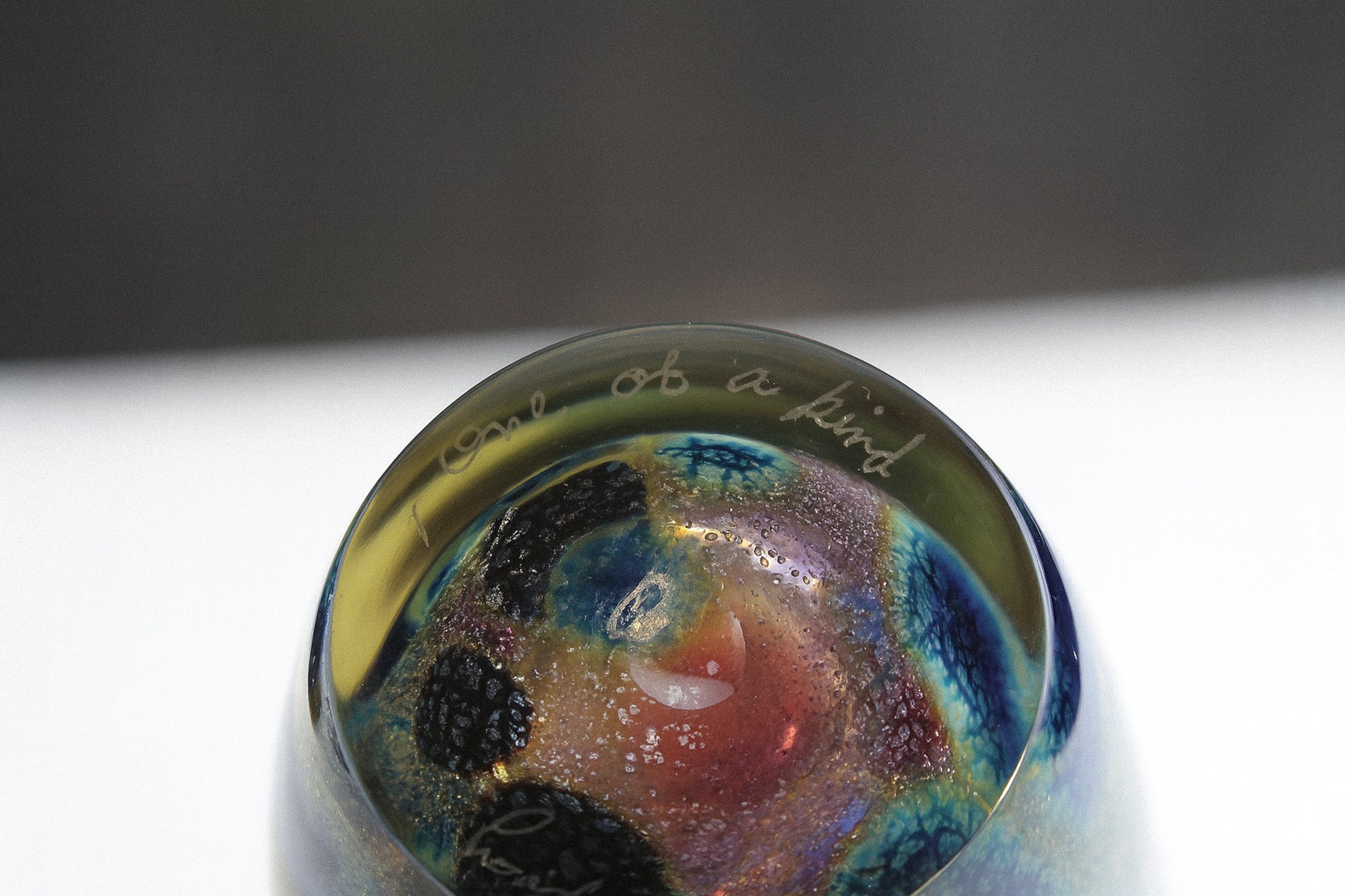 Paperweight Vase — David Mackey (1993)