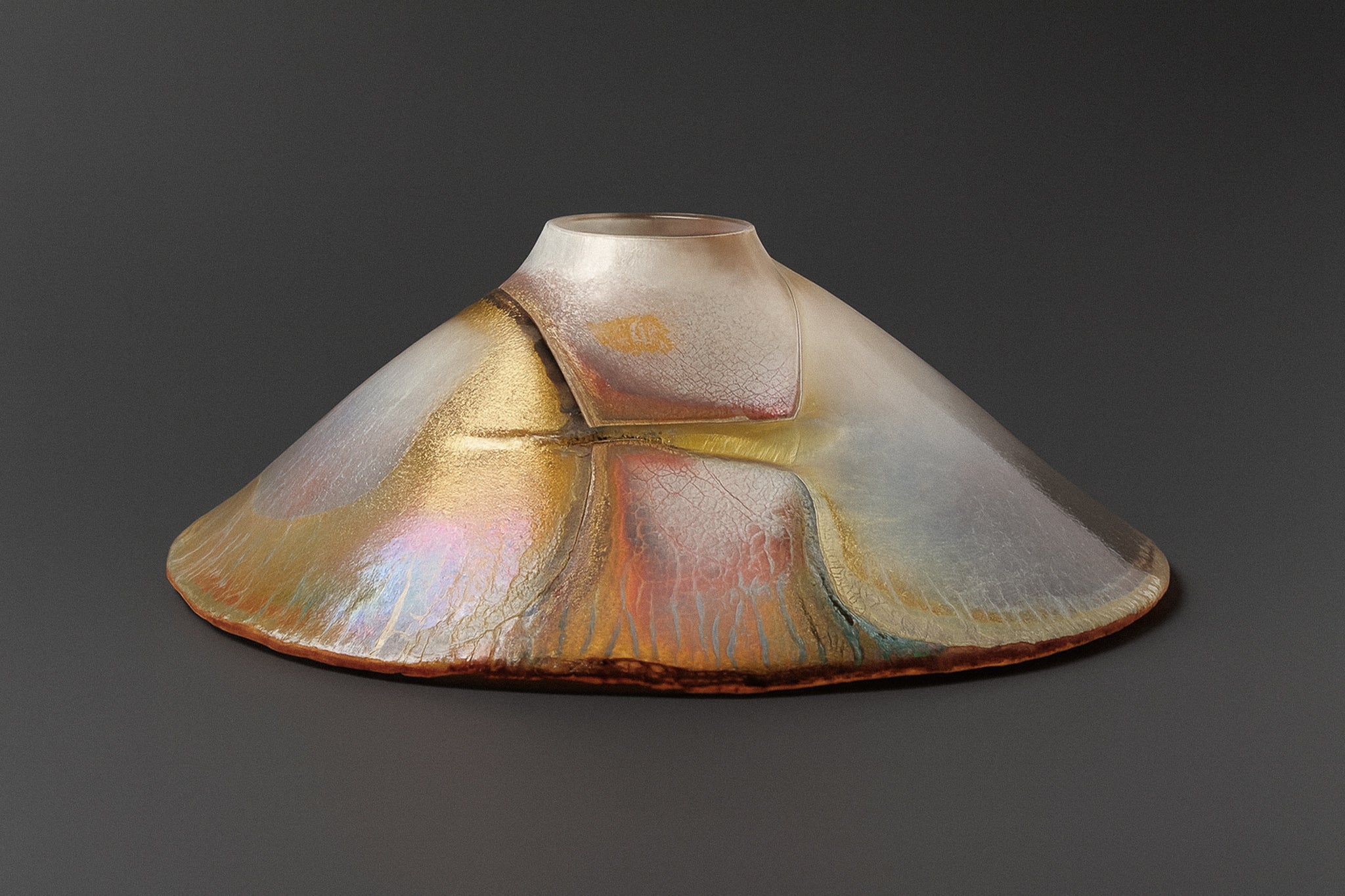 Iridescent Stretch Bowl — Robert Coleman (1989)